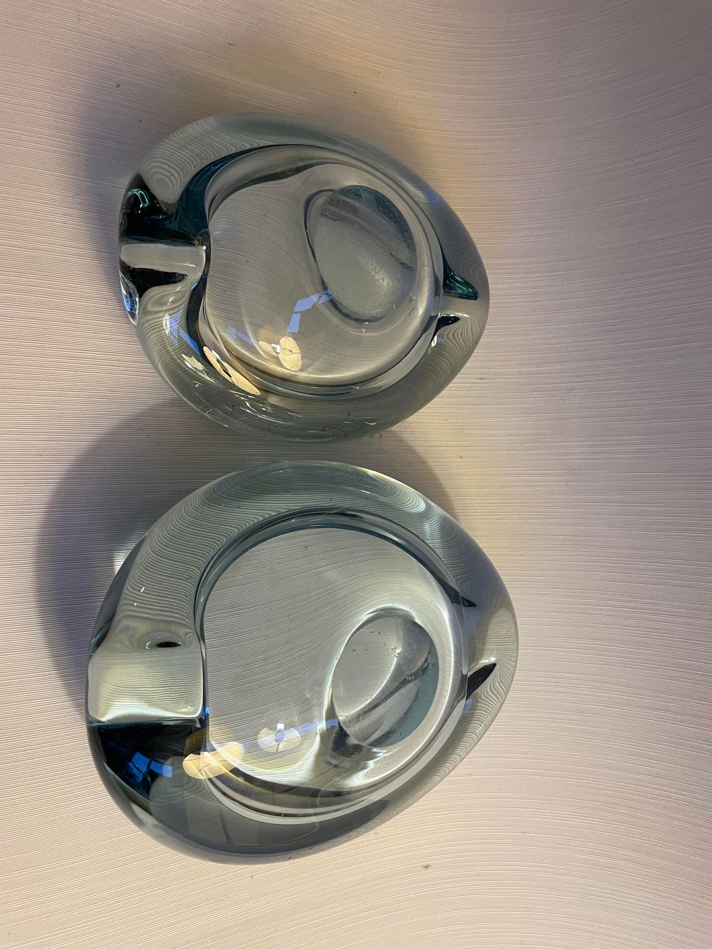2 Smuk blå håndlavet skåle fra Holmegaard - nr. 0799