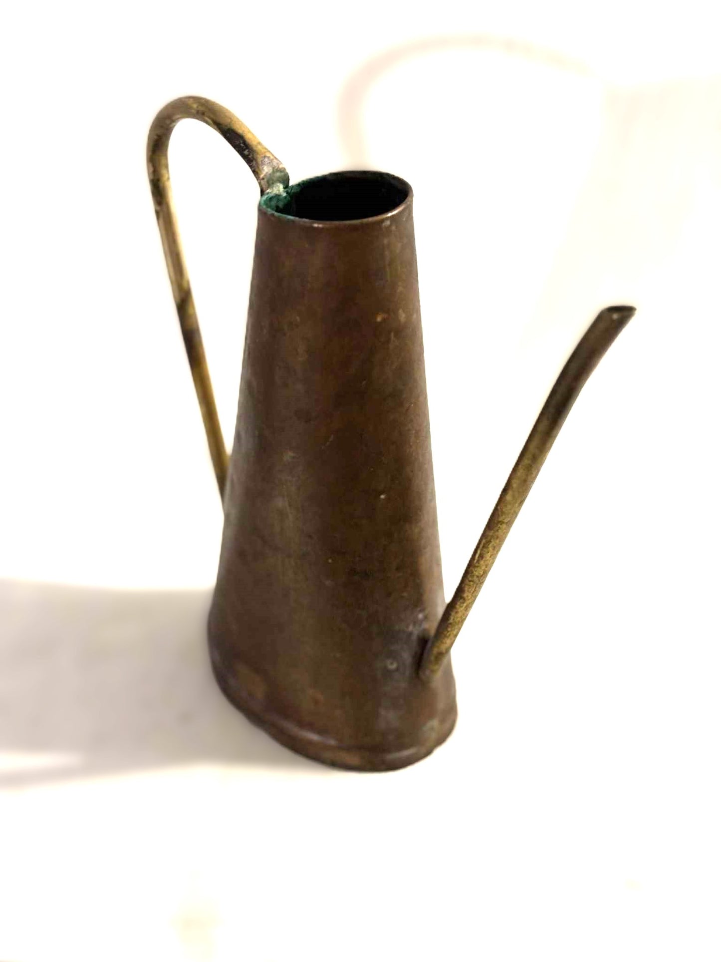 Vintage vandkande udført i kobber og messing tilskrevet Carl Auböck - nr. 494646414