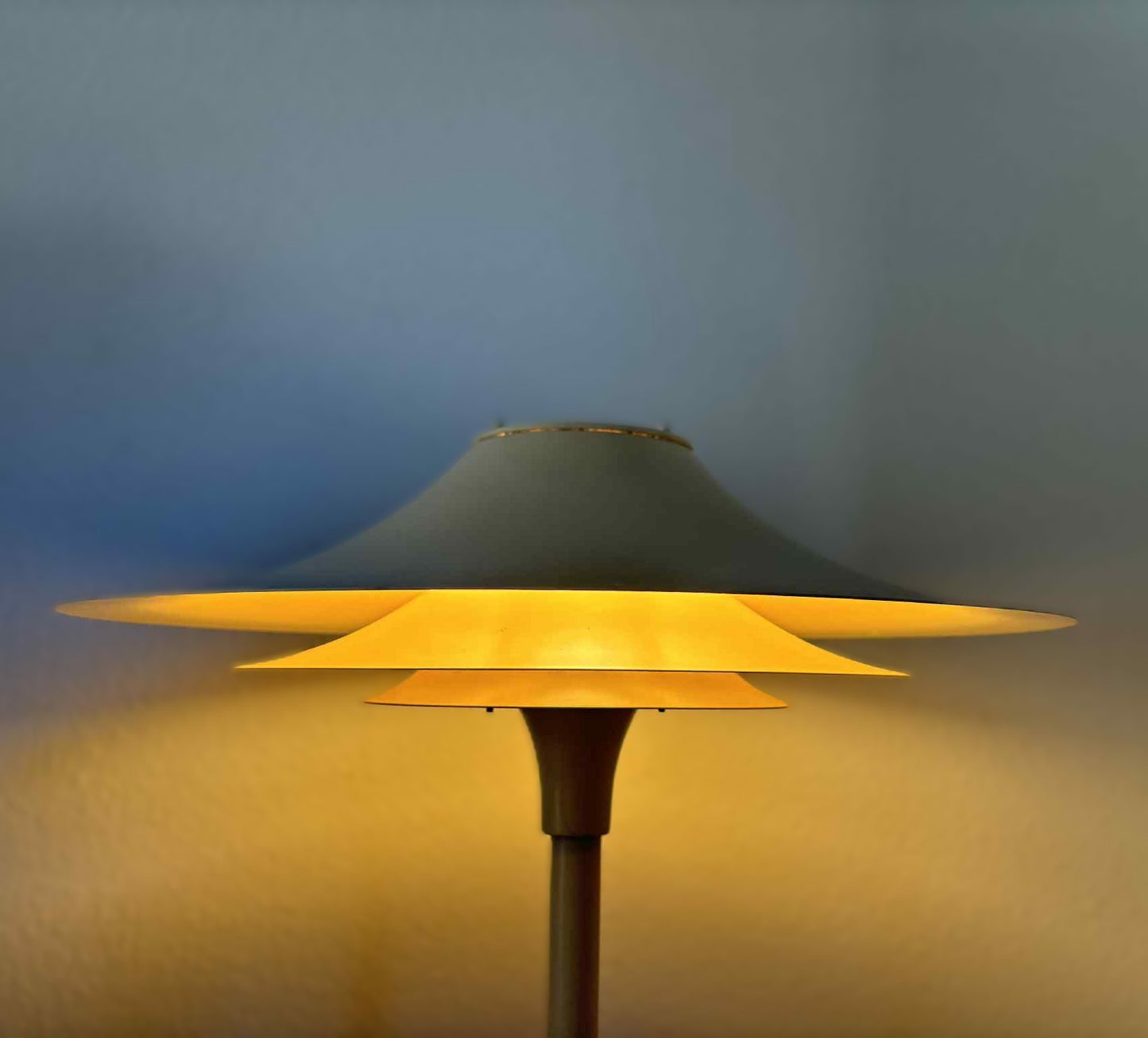 Smuk vintage standerlampe fra LYFA - nr. 554785544
