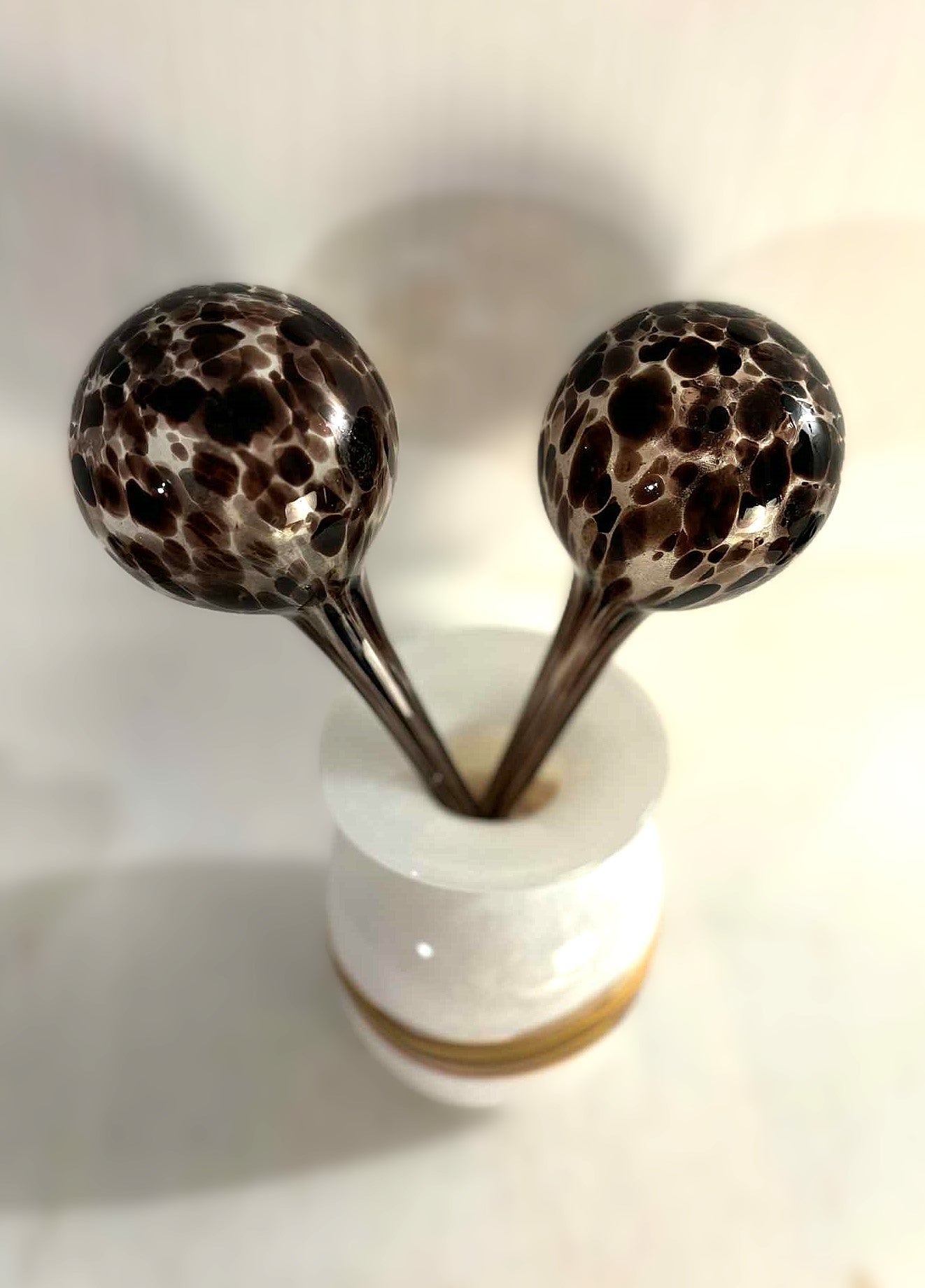 植物用自動給水ガラス電球 紫色 ウォーターグローブ フィーダー 屋内ガーデン 自動ツール