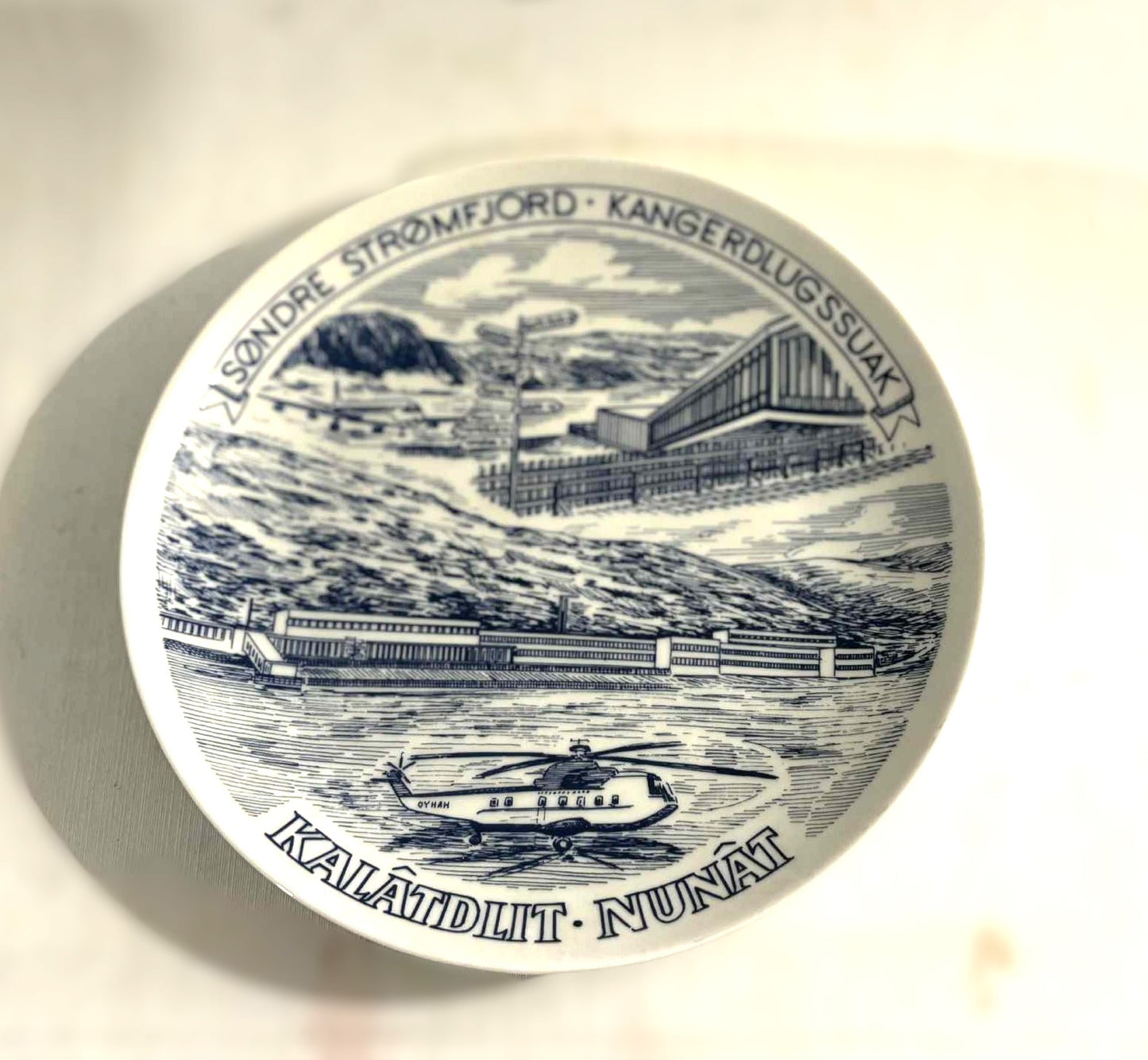 Flot keramikplatte fra Grønlands Agenten, 1970erne - nr. 0178440710