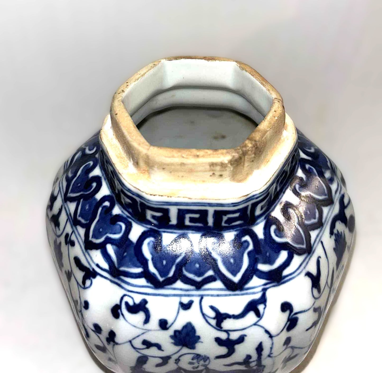 Qing Qianlong kinesisk blåhvid porcelænskrukke med låg