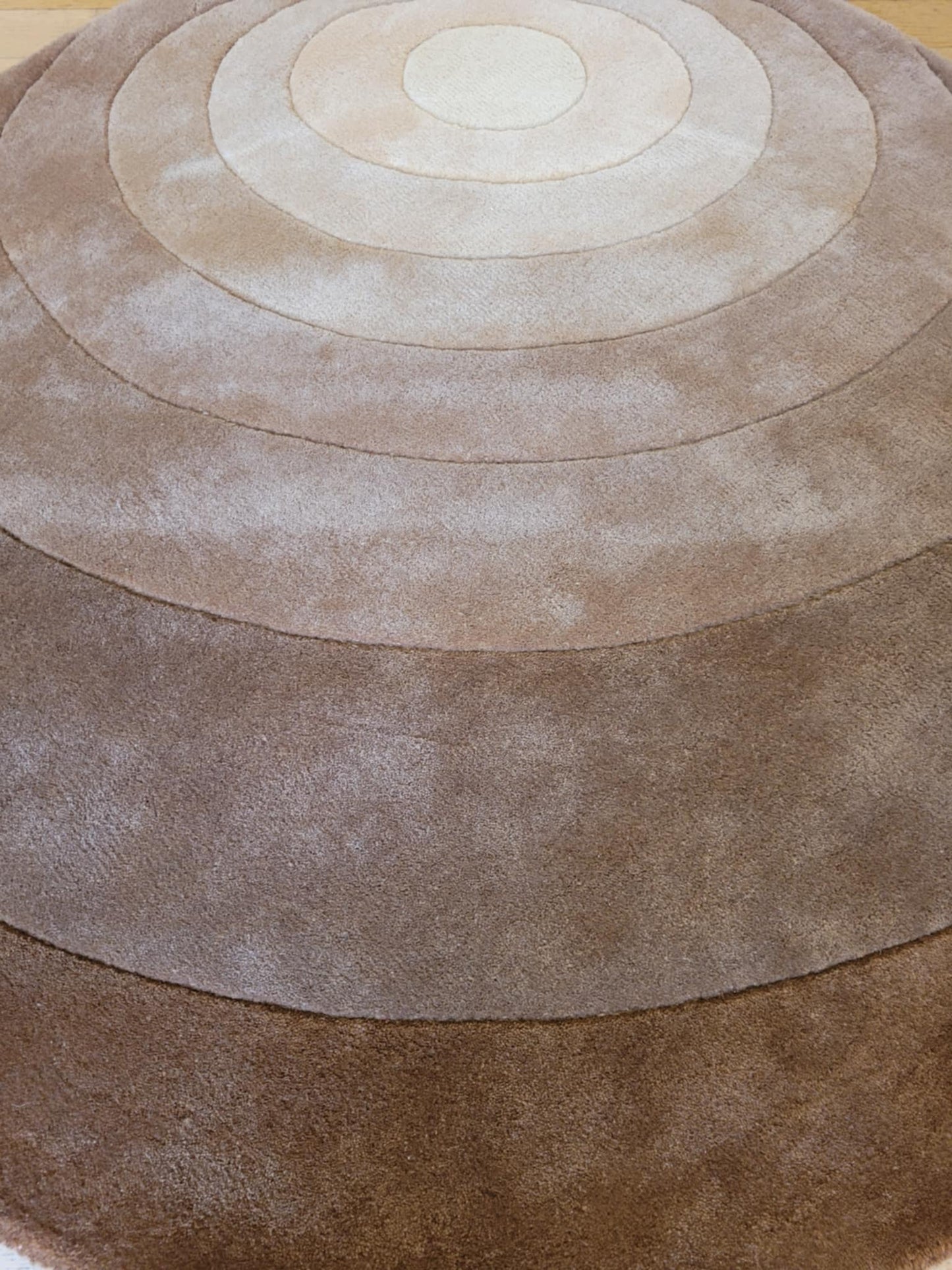 Verner Panton 1926-1998. Circular rug made of 100% New Zealand wool - no. 254789