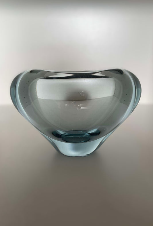 Large PER LÜTKEN "Minuet" heart vase from Holmegaard Denmark, 60s crystal glass from Scandinavia