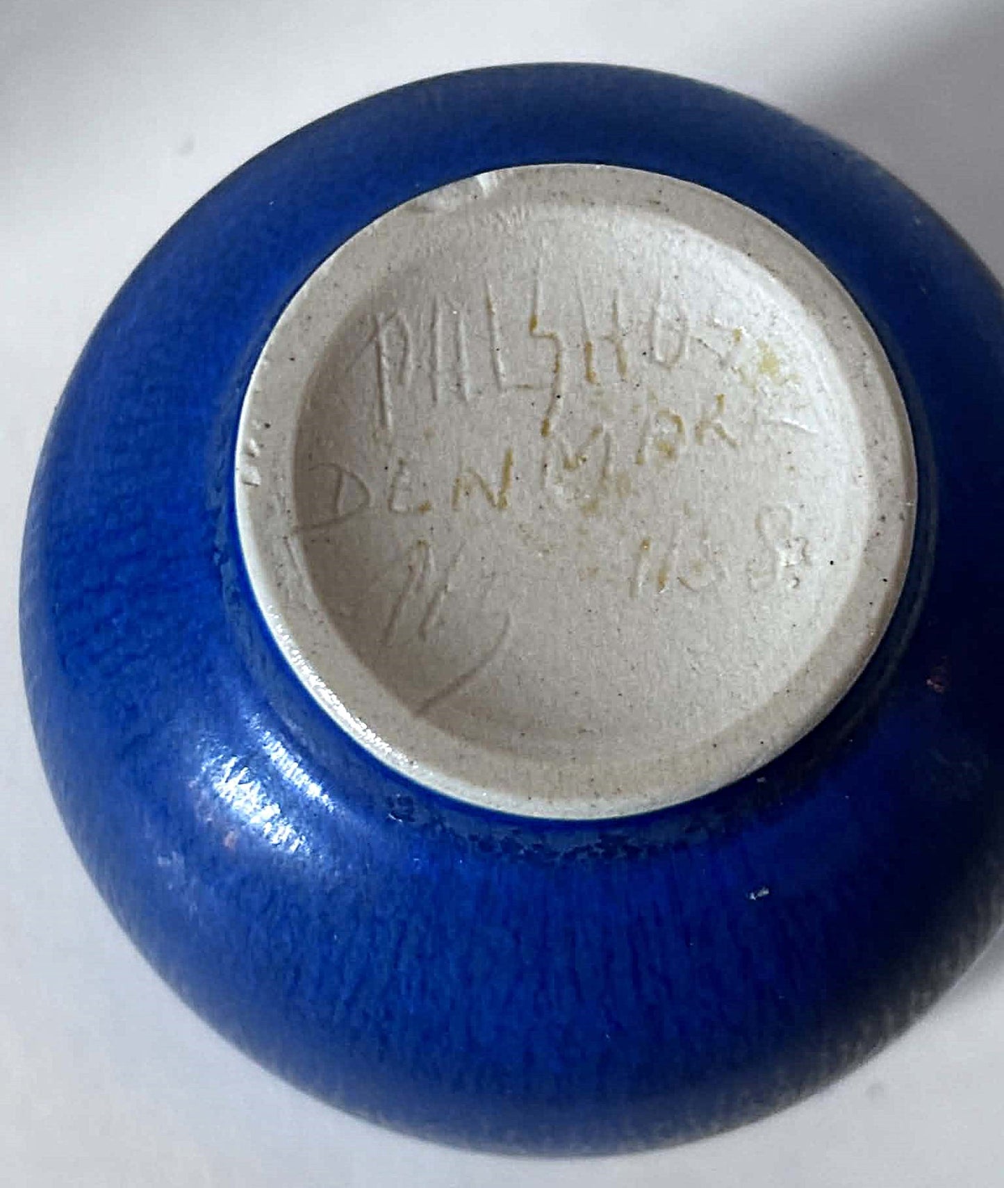 Small chubby Palshus vase in Cobalt Blue Hare Fur Glaze, Denmark 1960s