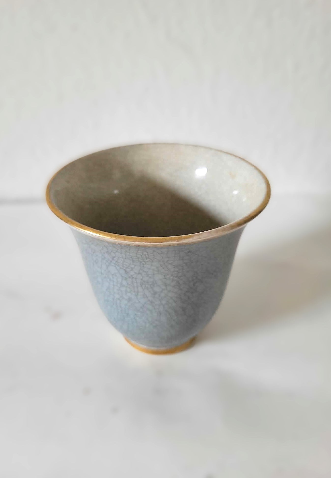 Beautiful cracked porcelain vase from Lyngby