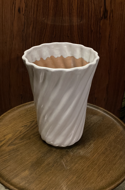 Beautiful large ceramic vase - no. 01582