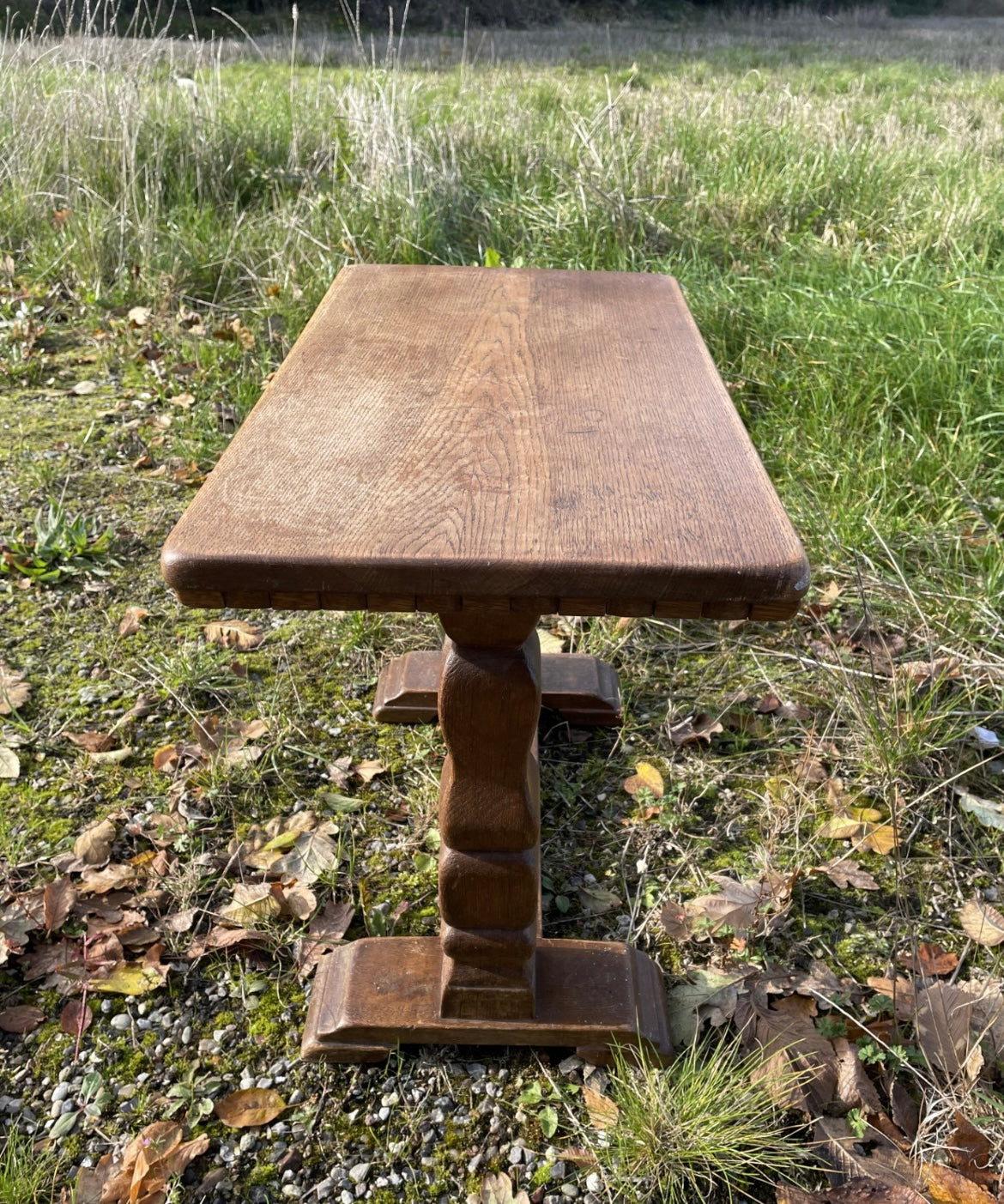 Beautiful antique oak coffee table - no. 09172