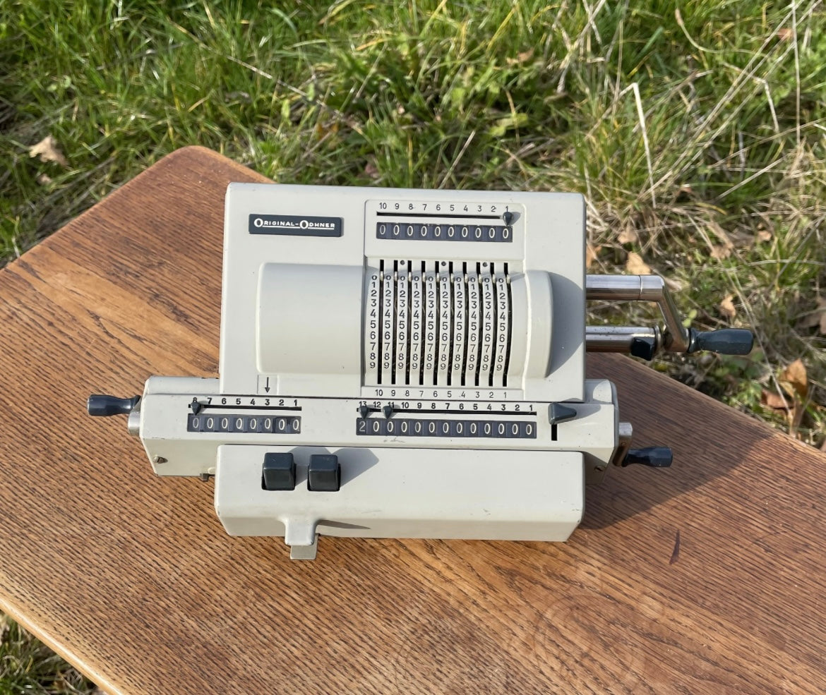 Original Vintage Odhner Calculator - No. 09175