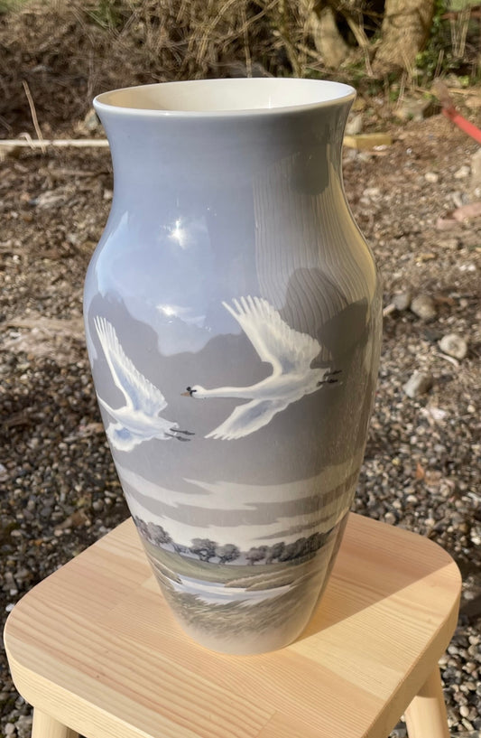 ロイヤル コペンハーゲンの美しい磁器の花瓶 - no. 011201