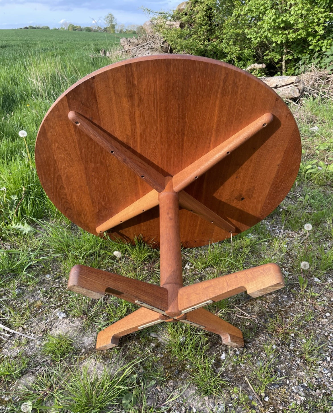 Beautiful FDB coffee table in oak designed by Ditte and Adrian Heath - no. 015080