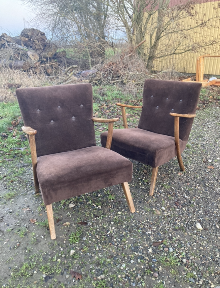 2 beautiful vintage armchairs, frame in stained beech - no. 0988