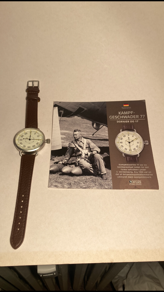 Pilot watches of recent date with mechanical movement - no. 013080
