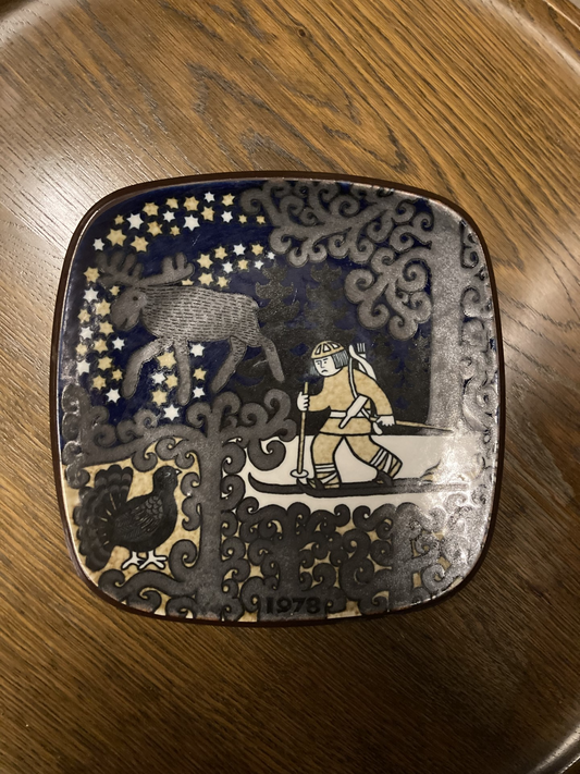 Nice wall plate from Arabia 1978 - no. 01500