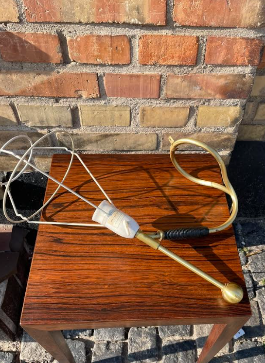 Flot bordlampe og væglampe fra Le Klint model 306 - nr. 09046