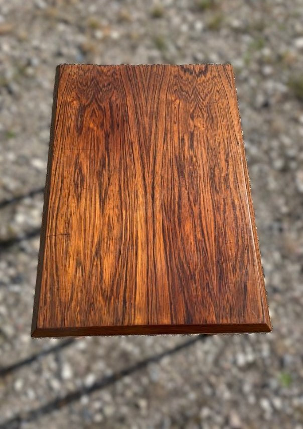 Flot sidebord i Palisander fra CFC Silkeborg, design af Johannes Andersen - nr. 09013