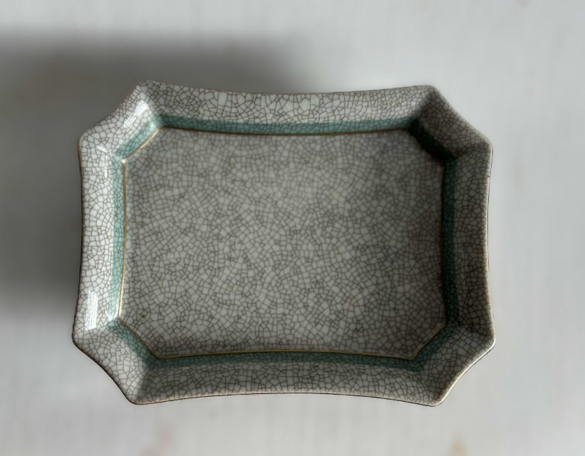 Royal Copenhagen 1961 Krakele Glaze polygon Dish Tray Plate