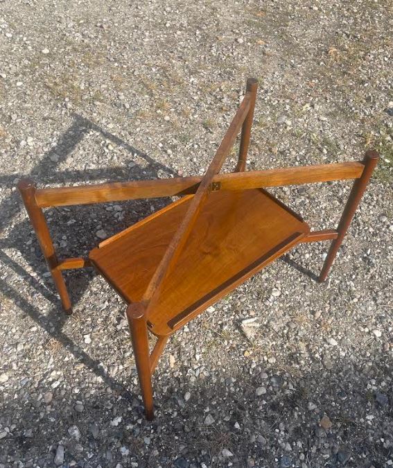 Tray table on wheels from Jason Møbler in Ringsted, made in stained beech - no. 09025