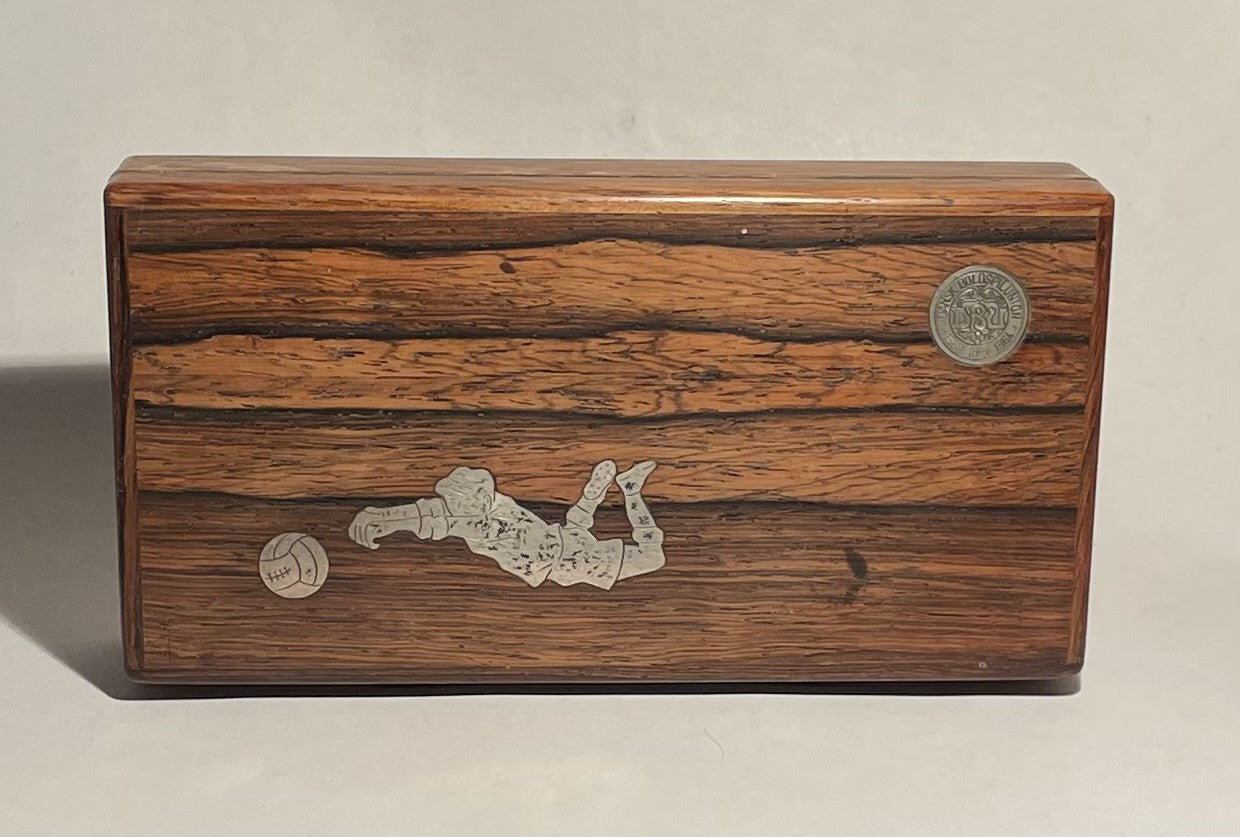 Beautiful rosewood box from DBU - no. 01588
