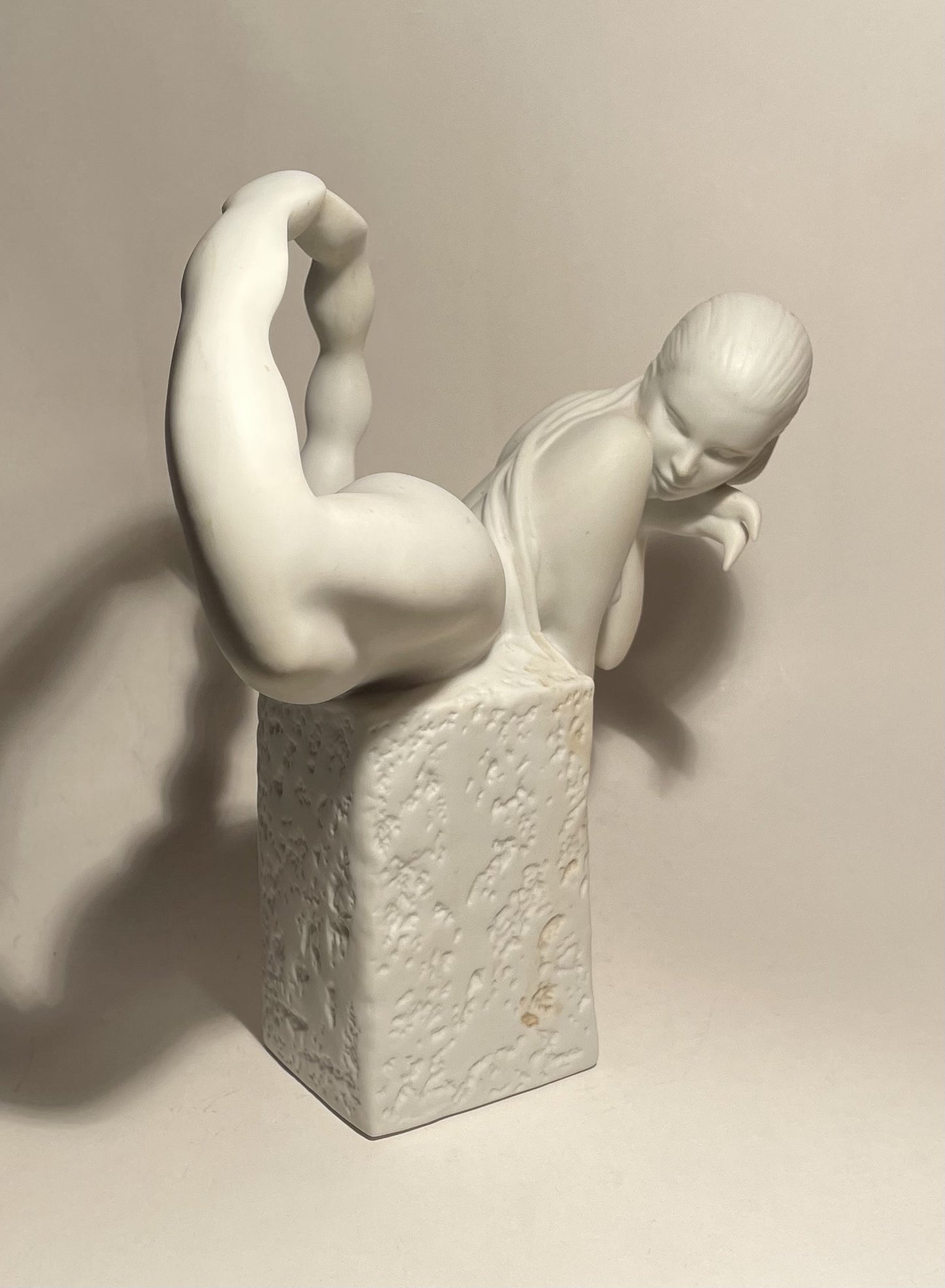 Flot porcelæn figur fra Royal Copenhagen, design af Christel Zodiac Chart - nr. 011013