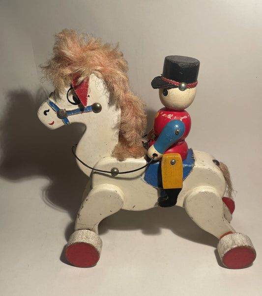 Wooden toy from the 1950s - no. 09260