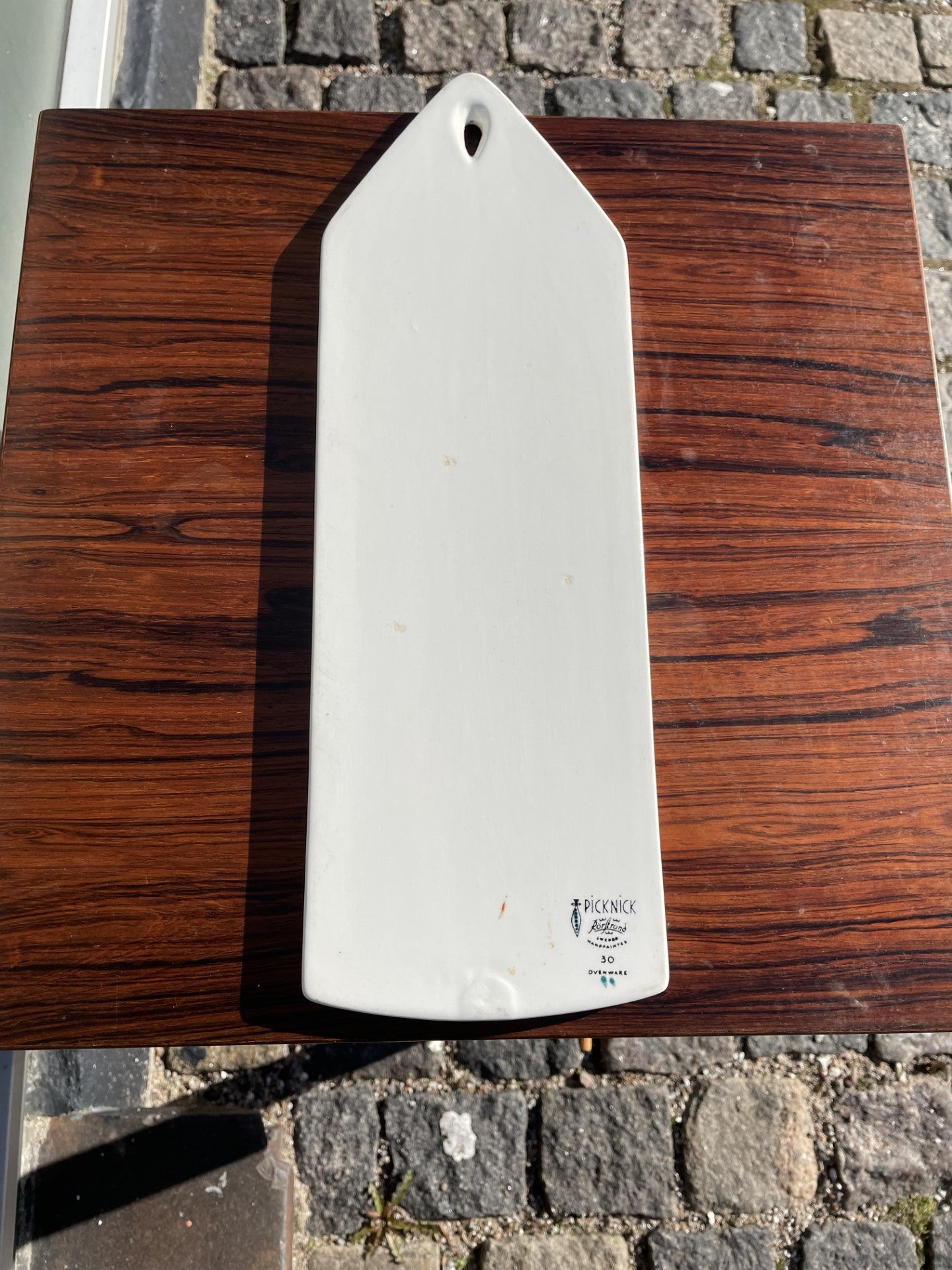 Marianne Westman porcelain cutting board, model Picnic from Rørstrand - no. 011033
