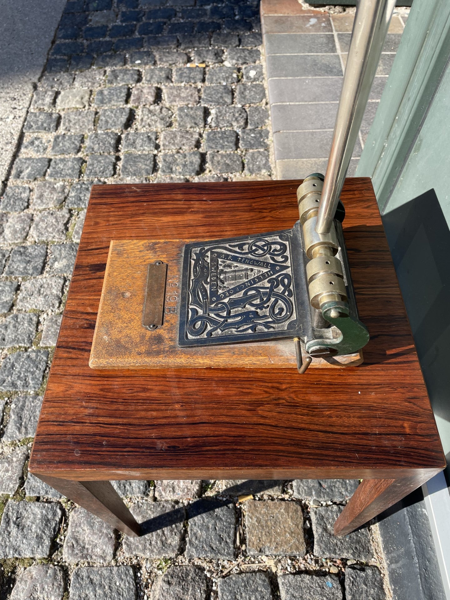 Antique Swedish hole punch machine from 1910 - no. 011079