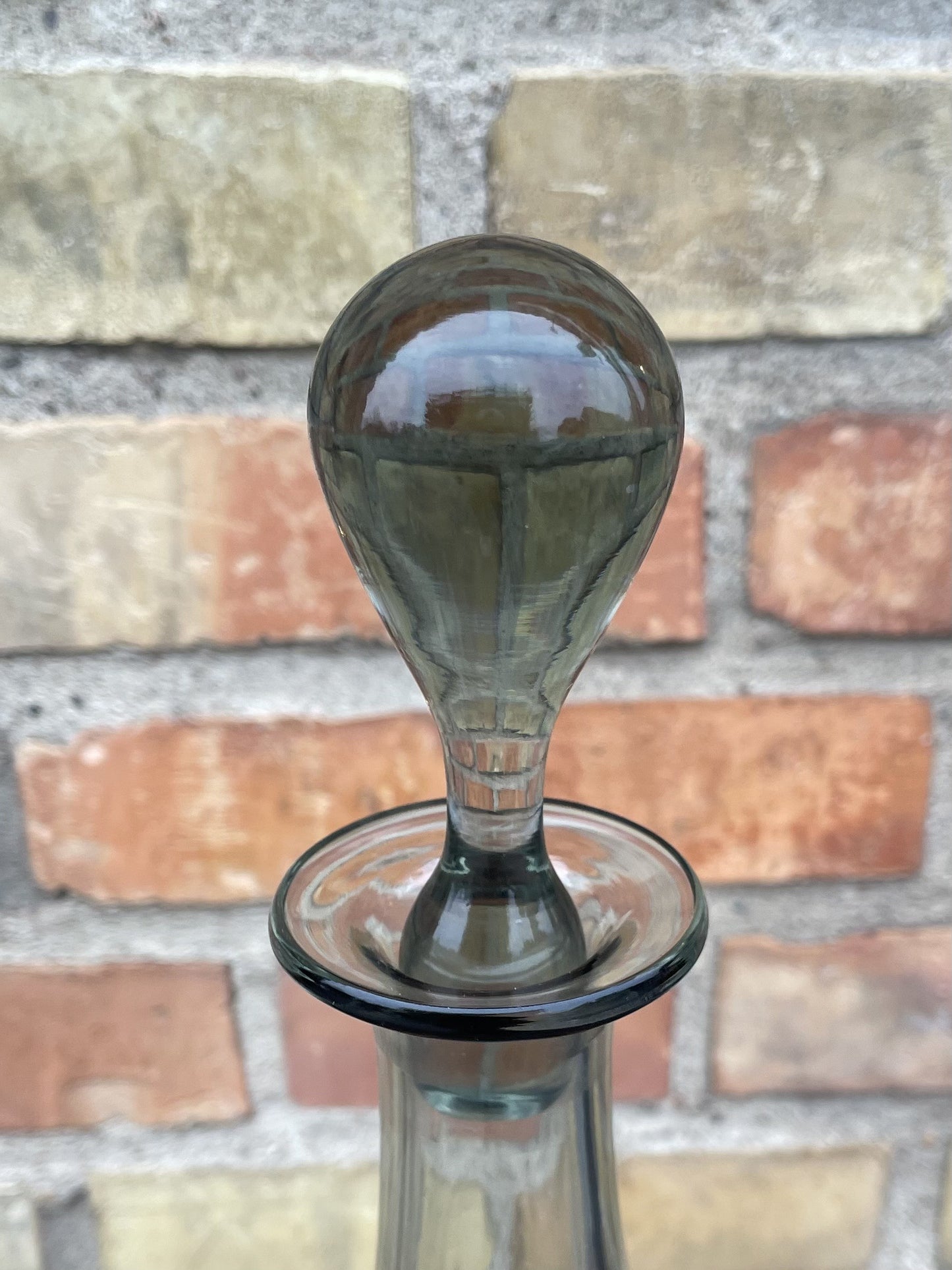 Per Lutken, Teardrop glass decanter, manufactured at Kastrup-Holmegaard glassworks in 1953