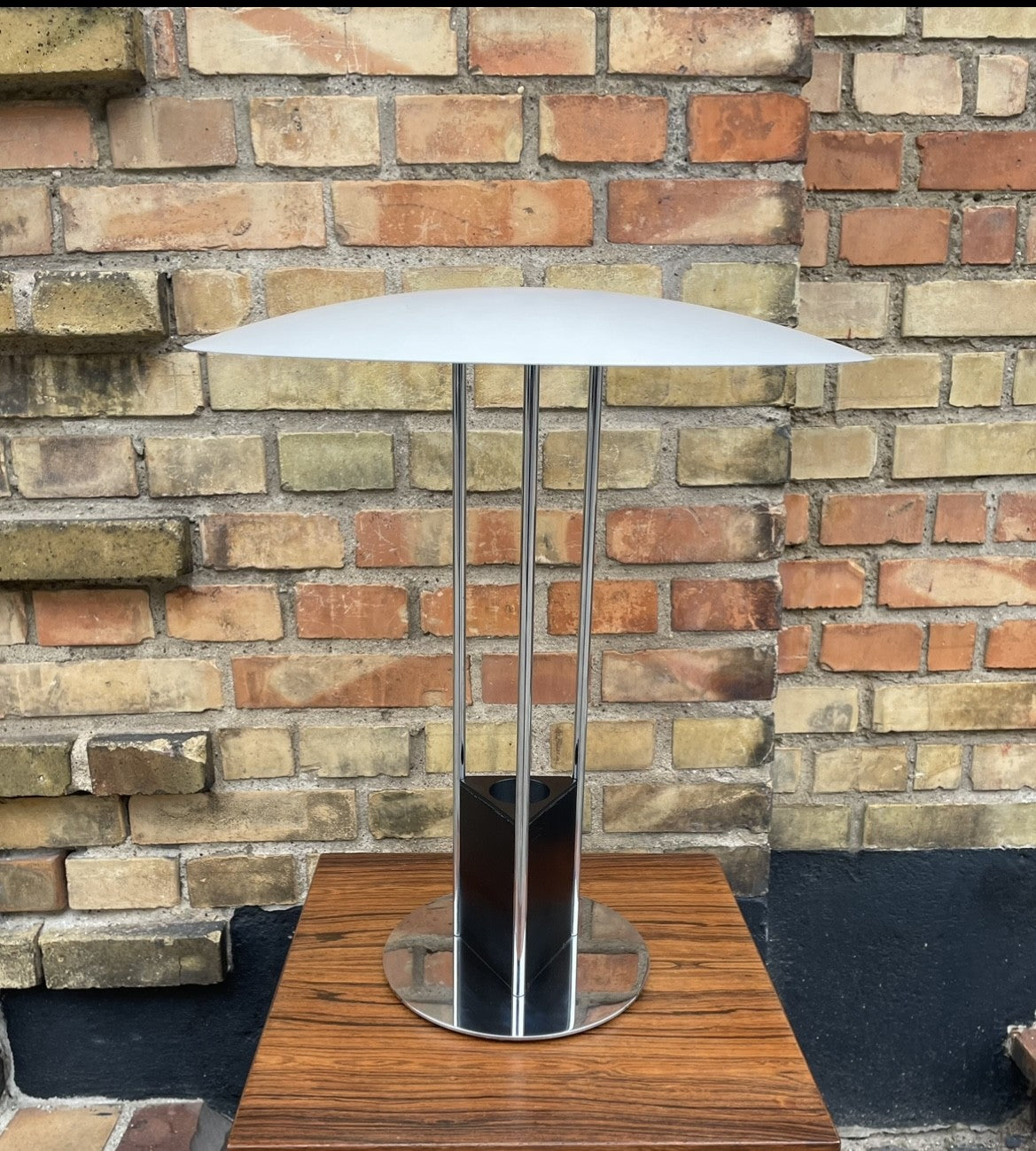 Bjarne Frost og Ole Jespersen bordlampe, model Gino Uplight - nr. 09310
