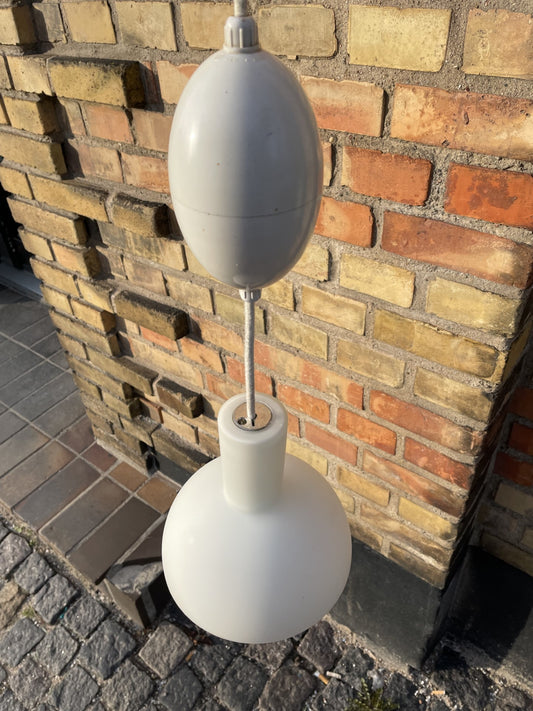 Beautiful opal glass pendant with lamp lift - no. 011075