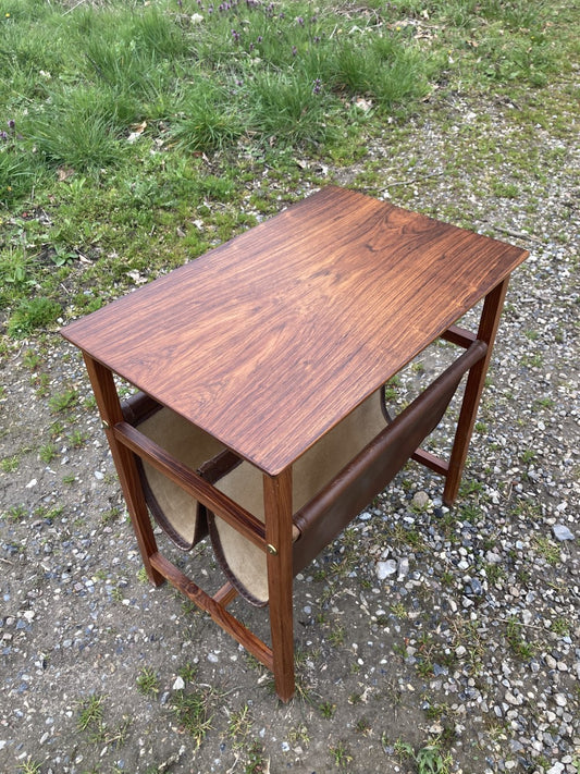 Beautiful rosewood newspaper holder - no. 0040