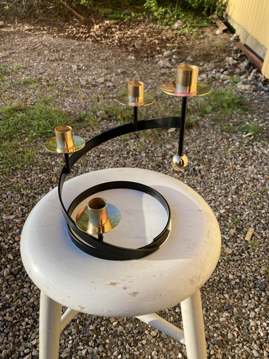 Flot messing lysestage i fin stand - nr. 0083