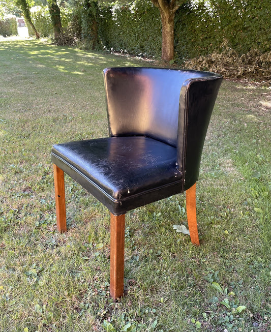 Nice vintage desk chair - no. 029010