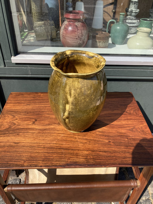 Smuk Stor Kahler vase udført i uranglasur - nr. 0141