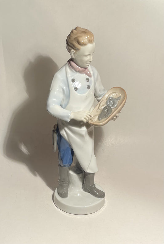 Nice German porcelain figure - no. 011026