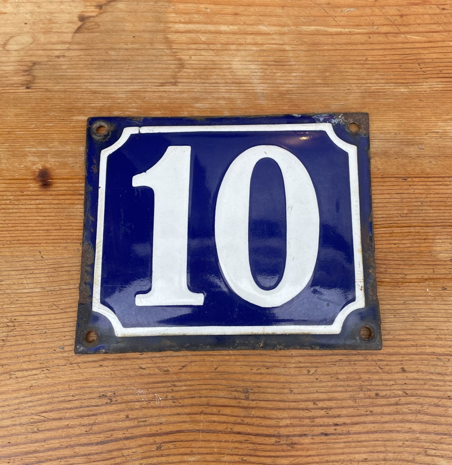 Old enamel sign - no. 09920