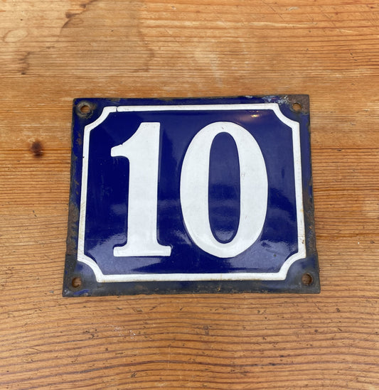 Old enamel sign - no. 09920