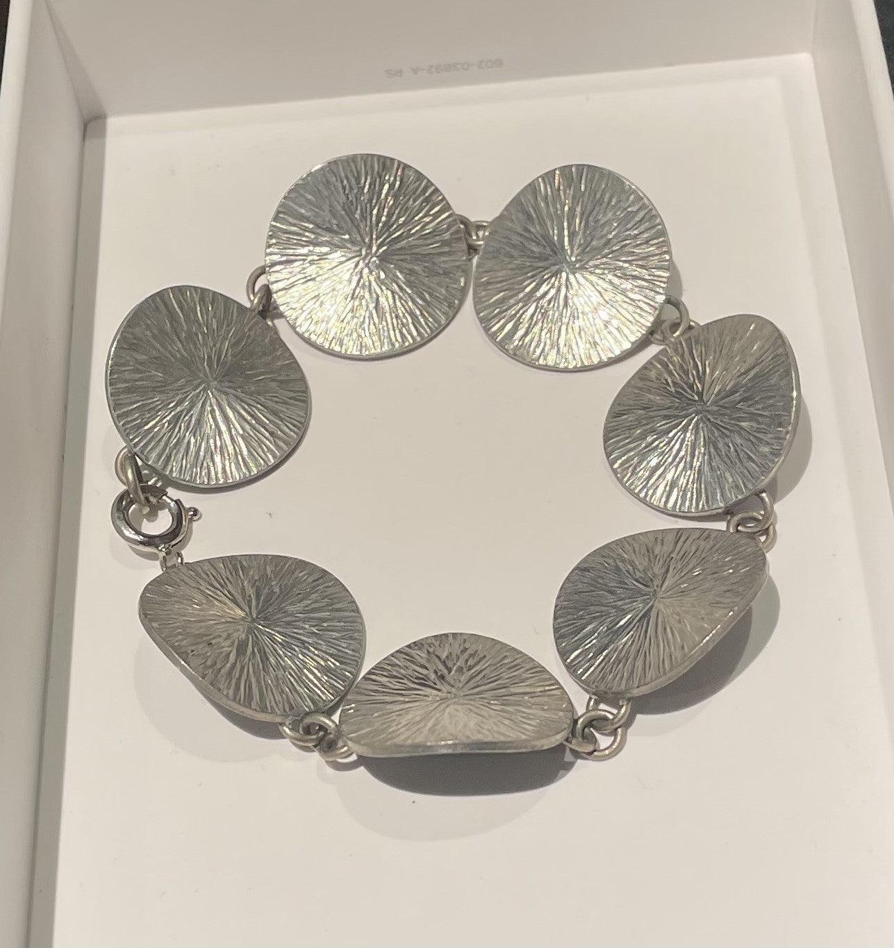 Jørgen Jensen pewter bracelet from the 70s - no. 02003