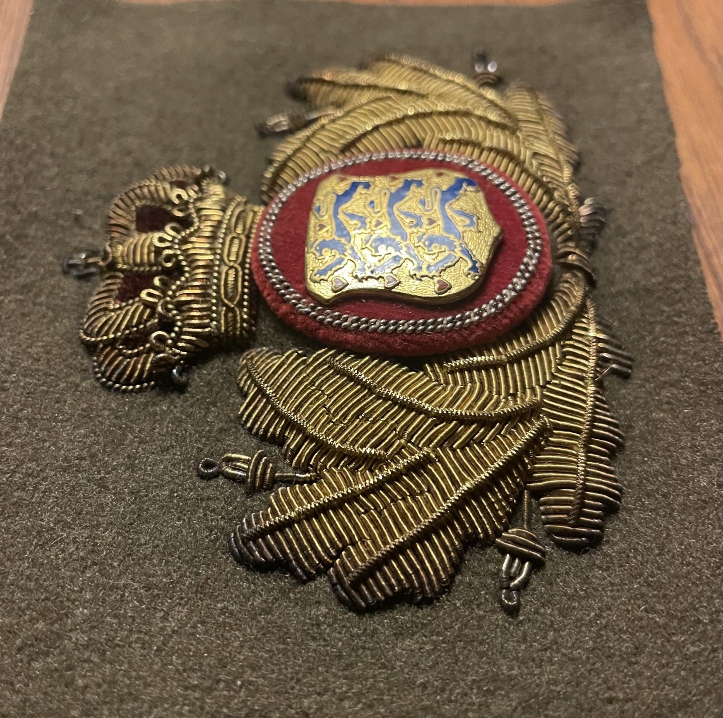 Cap badge - no. 02360