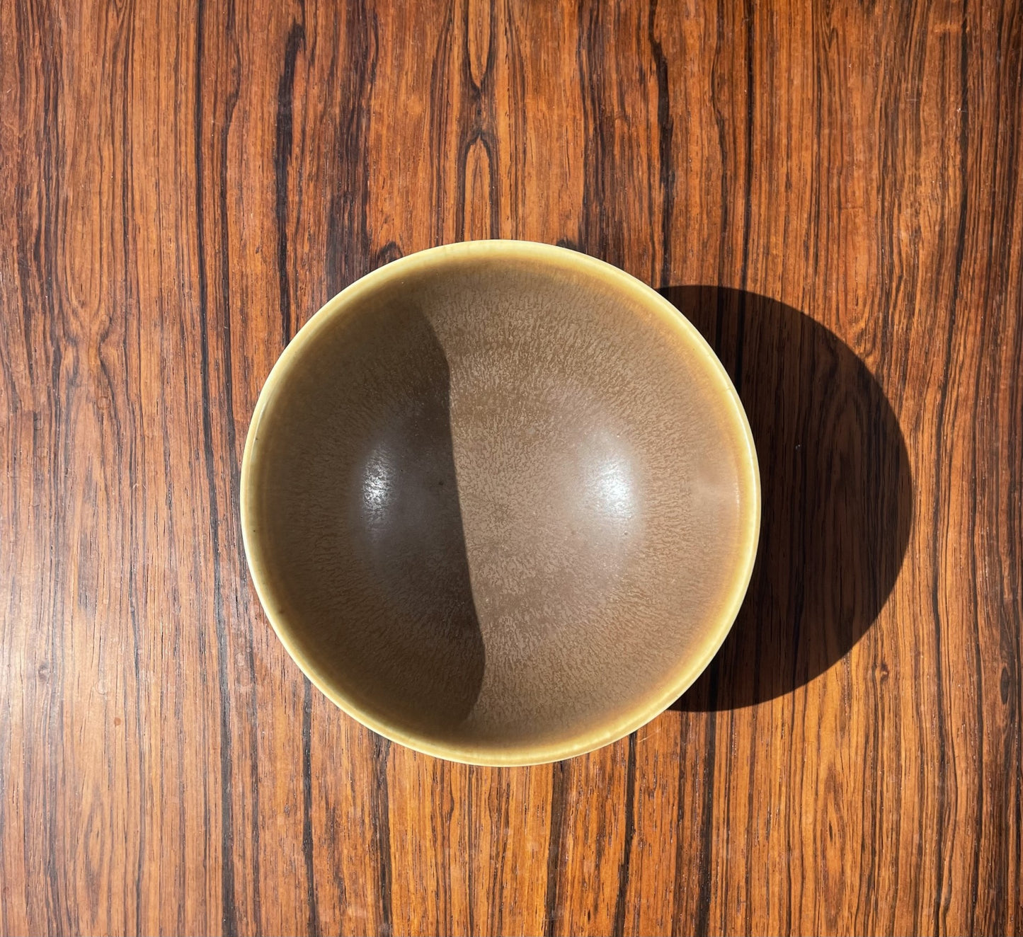Elegant Palshus bowl from the 1960s made in hare fur glaze - no. 011900