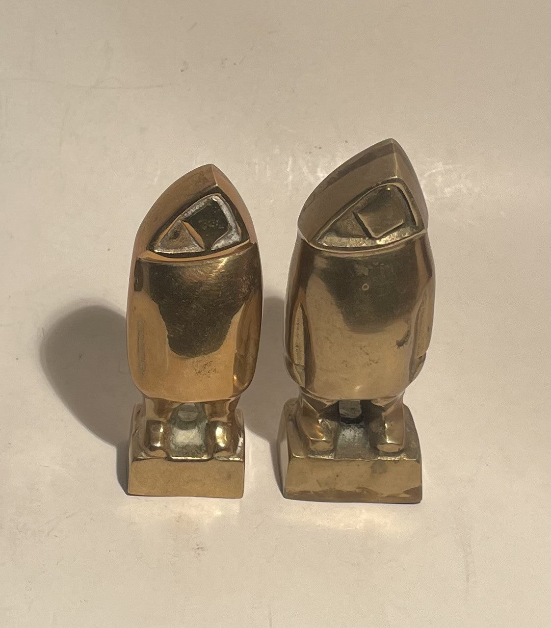 2 Greenlandic Thule man figurine / bottle opener in brass - no. 02700
