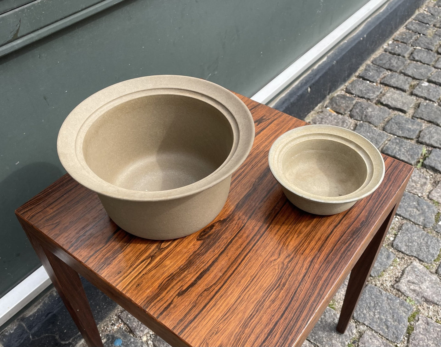 2 pcs. vintage Grethe Meyer fire pot bowls from Royal Copenhagen - no. 012027