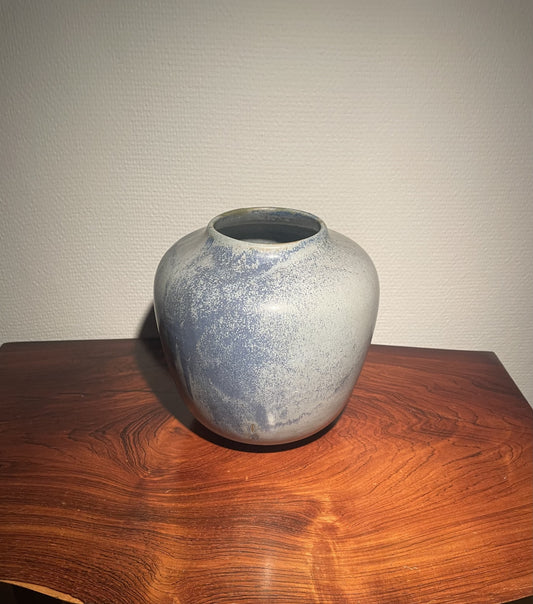Beautiful Jacob E. Bang stoneware vase from Nymølle ceramics - no. 021120