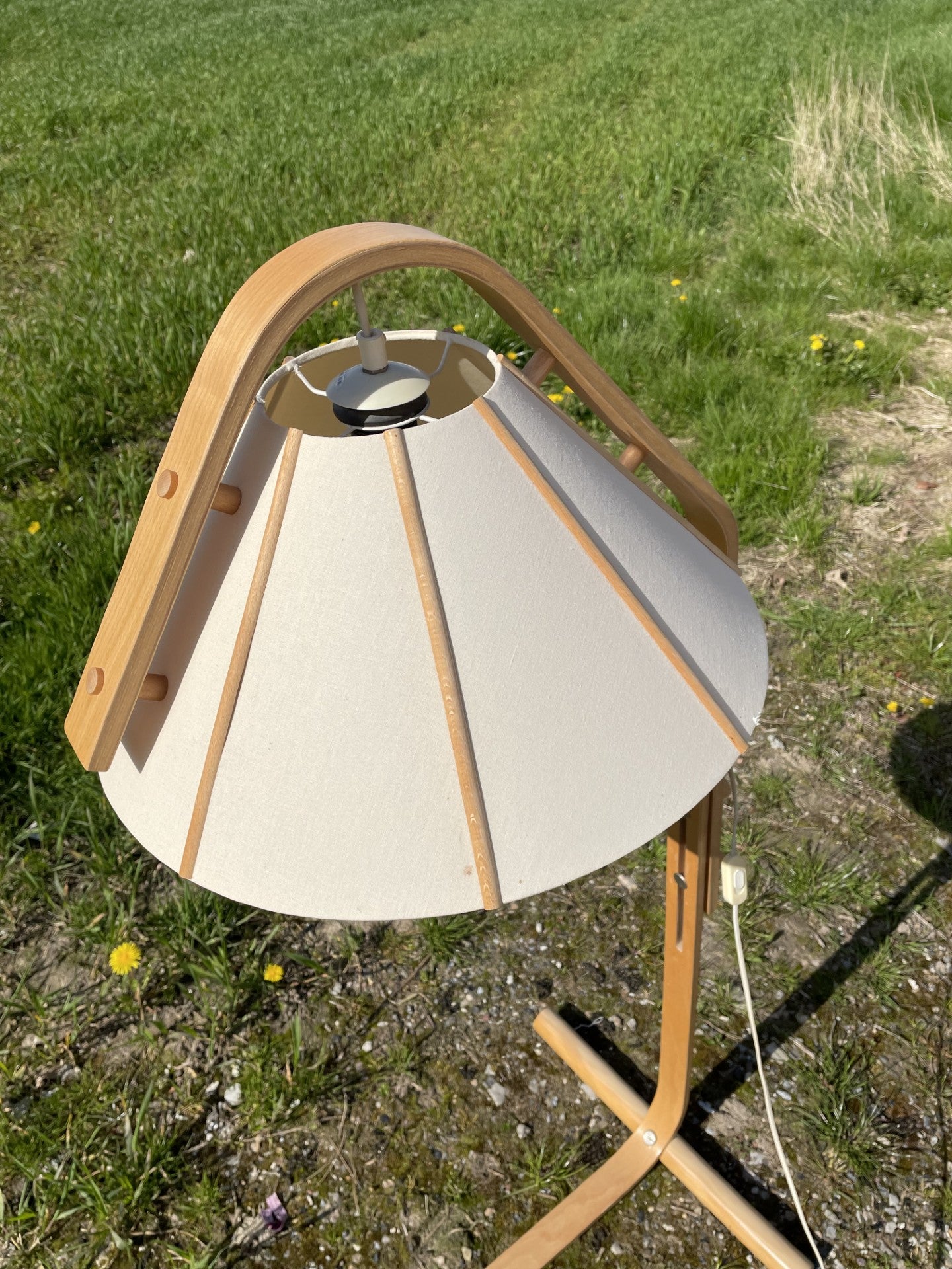 Beautiful floor lamp by Jan Wickelgren in beech and canvas - no. 013040
