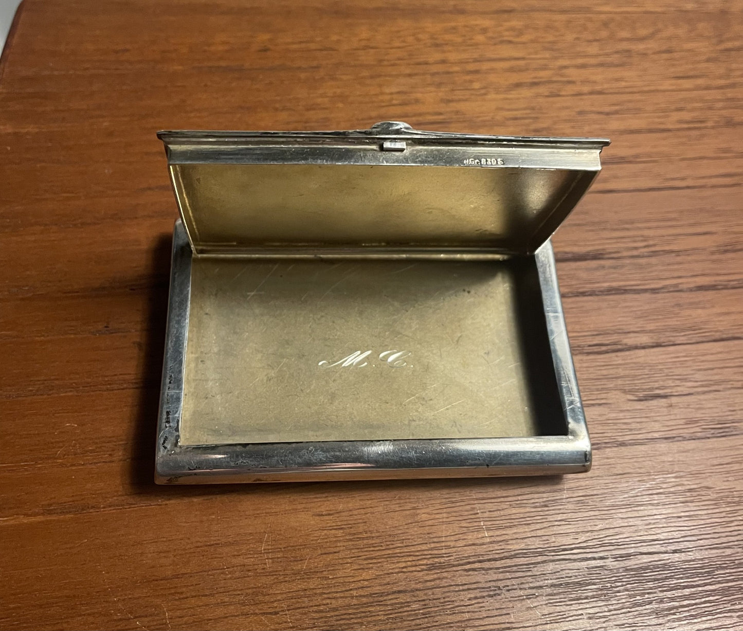 Flot Art Deco cigaret etui i sølv, stemplet H.G.R 830s - nr. 026000