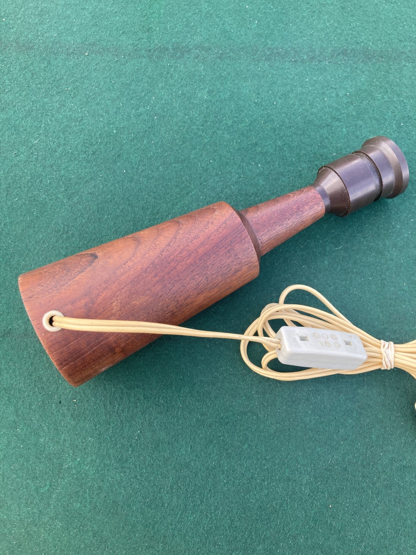 Teak table lamp - no. 0321