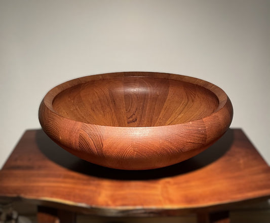 Jens H. Quistgaard salatskål af massiv stavlimet teak, Dansk Design - nr. 060010