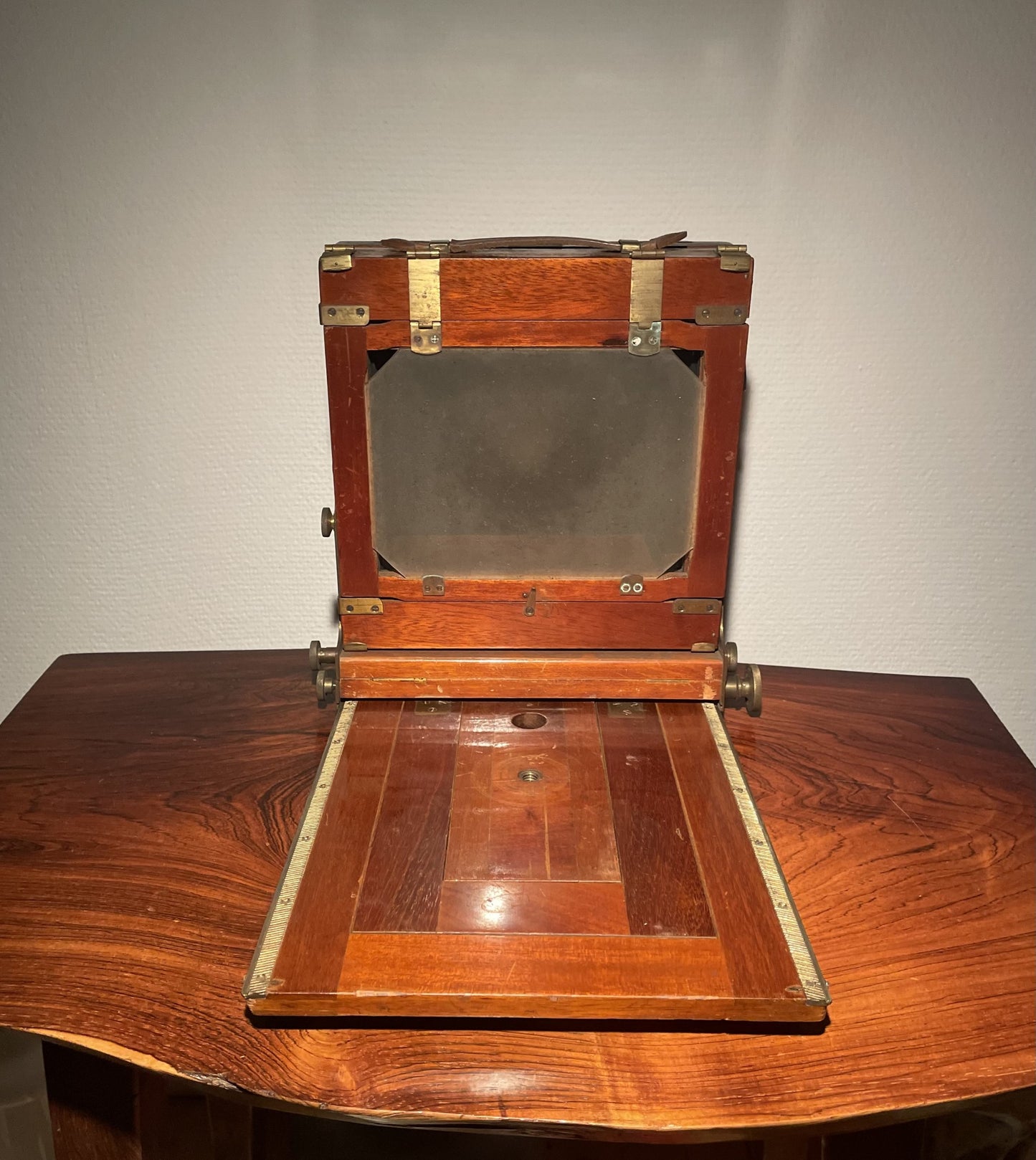 Fotograf Albert Møller, Engelsk pladekamera i maghoni og messing og tilbehør  - nr. 525510