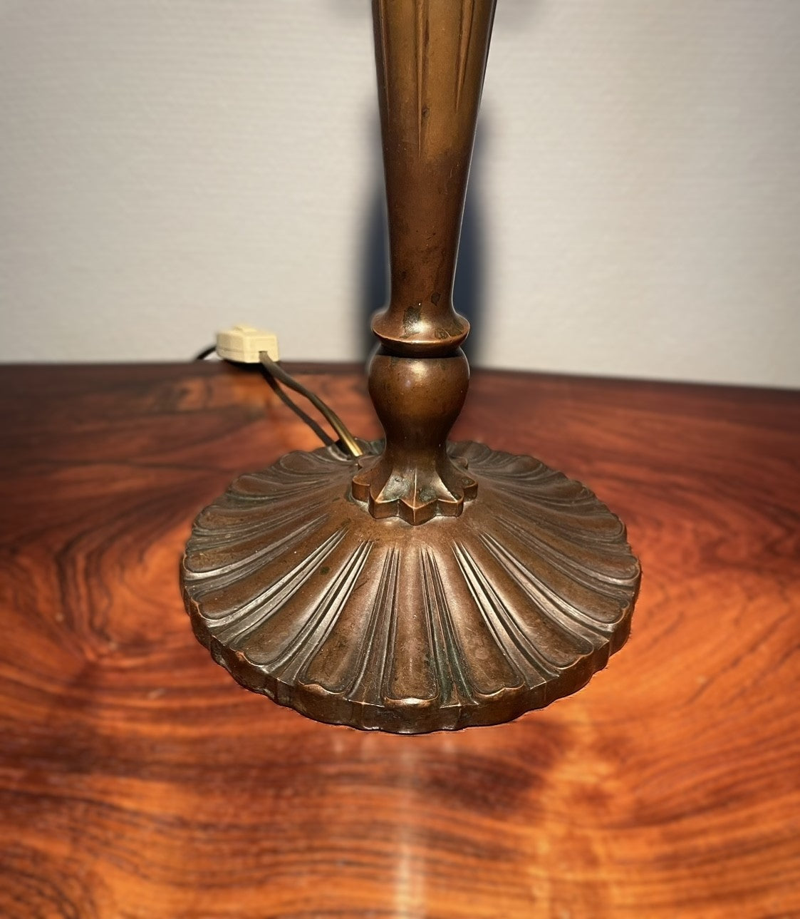 Table lamp in burnished brass from the 1940s - no. 070030