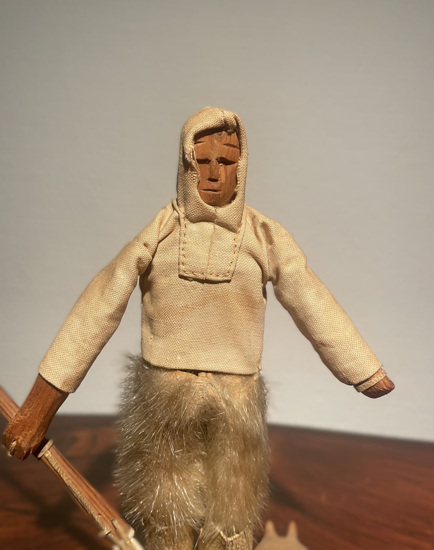 Greenlandic hunter with his catch, circa 1970s - no. 07000